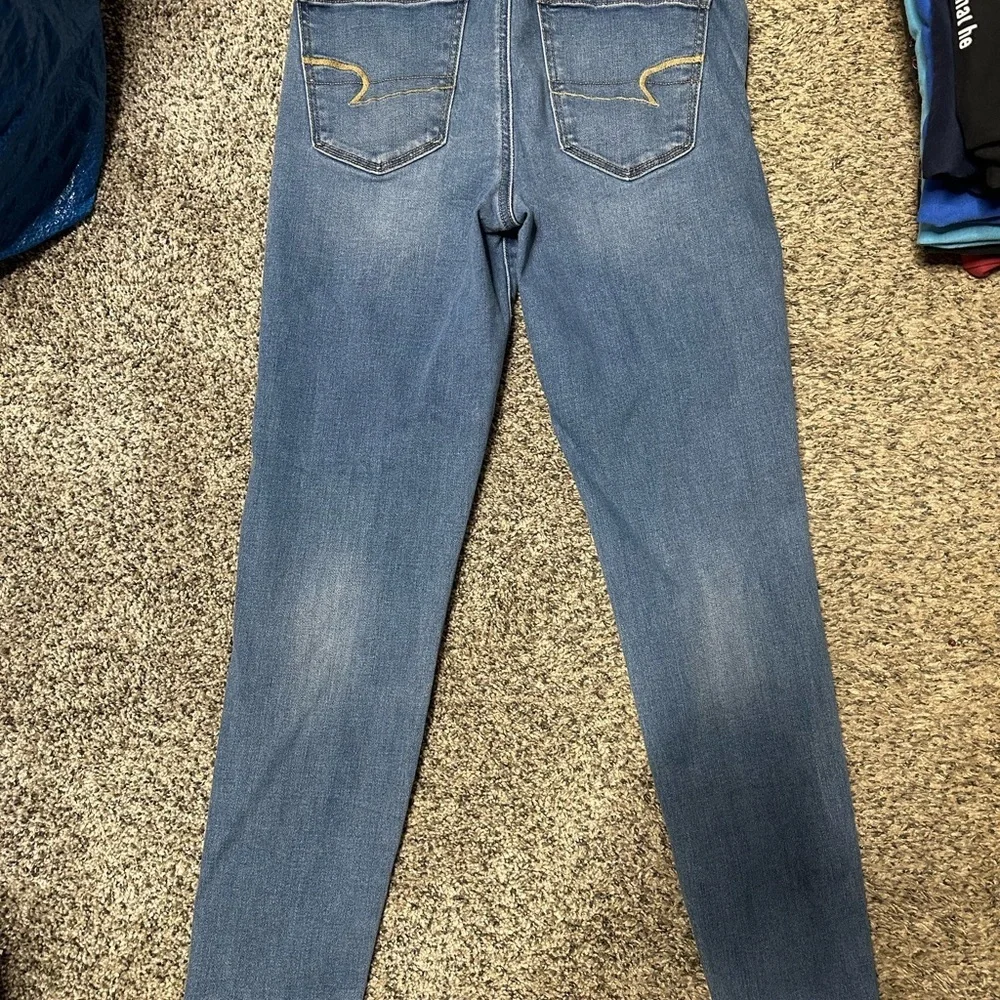 American Eagle Outfitters Light Blue Skinny Jeans